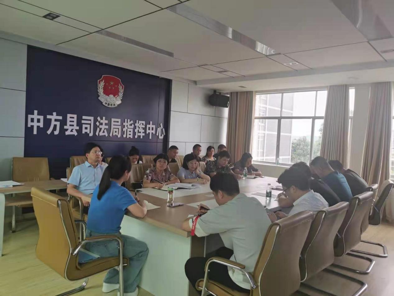 县司法局：举办学习贯彻习近平总书记“七一”重要讲话精神专题研讨读书班