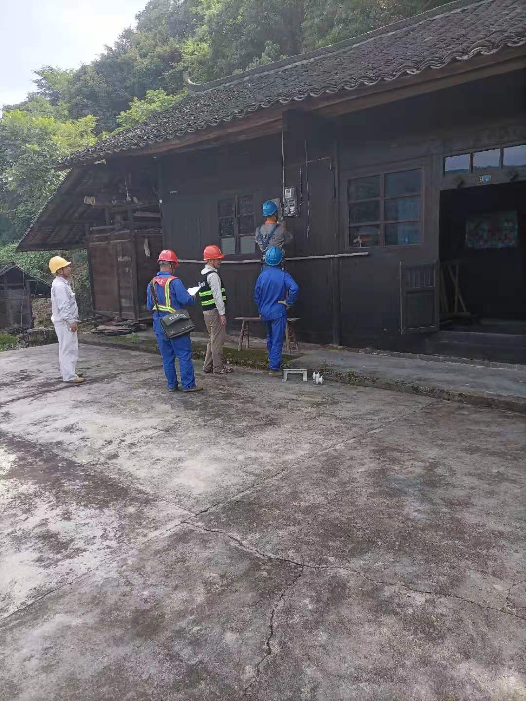 国网中方县供电公司：慎终如始 强化农改工程安全管控