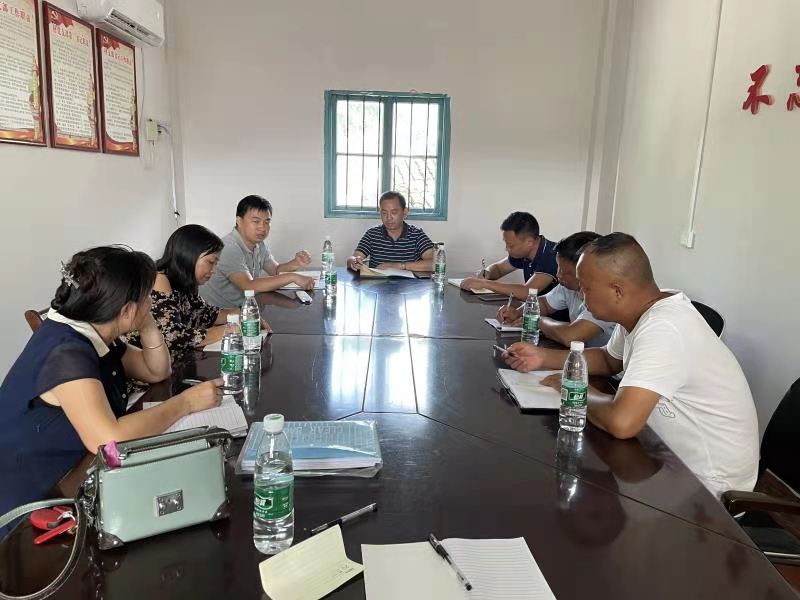 中方镇：“镇会村开”常态化  为民服务在路上