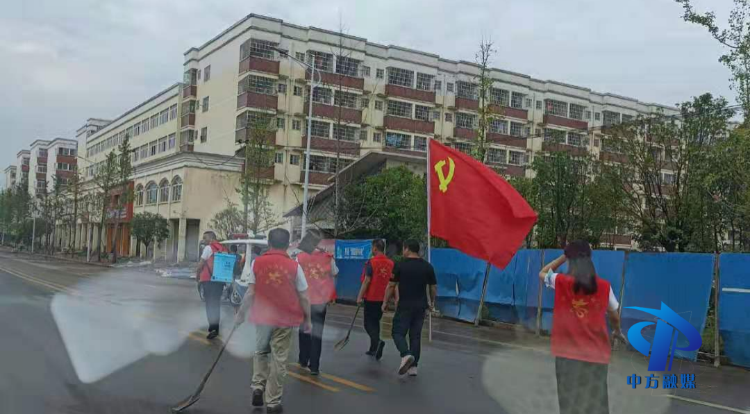 党旗在一线飘扬|“洪线”逆行者，重建带头人  ——中方镇抗洪一线的党员们