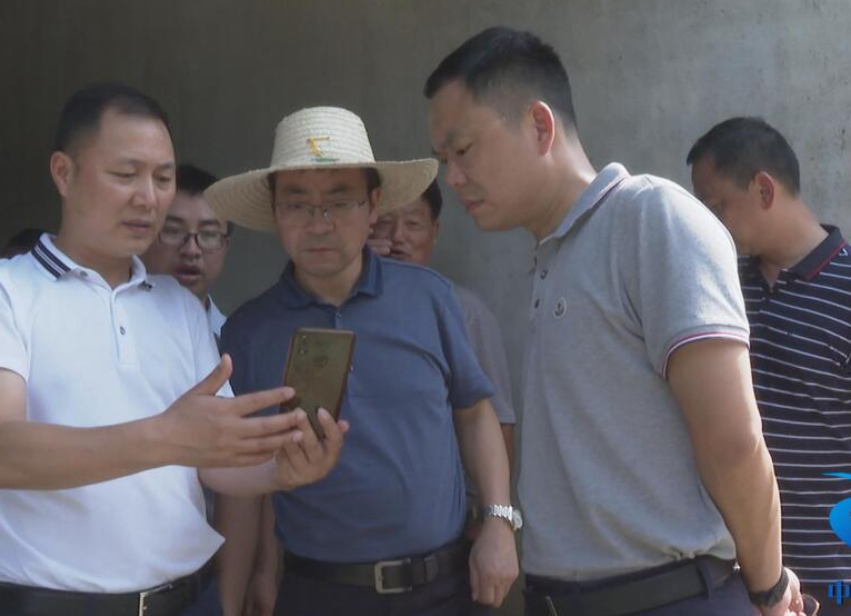 张家铣深入中方镇调研指导灾后恢复重建工作