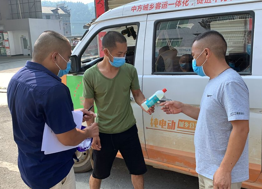 图集|中方：持续打好公交安全营运“防疫战”
