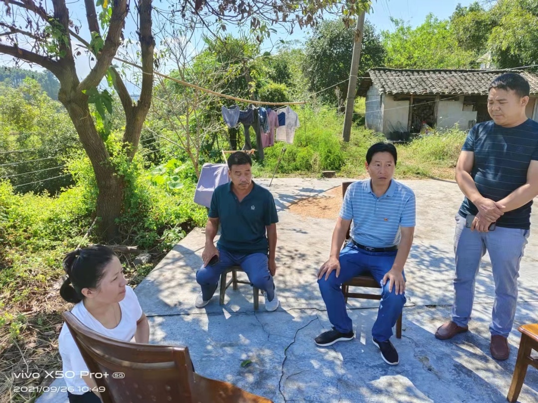 我为群众办实事｜县城管执法局下村入企深入推进“点亮微心愿”活动