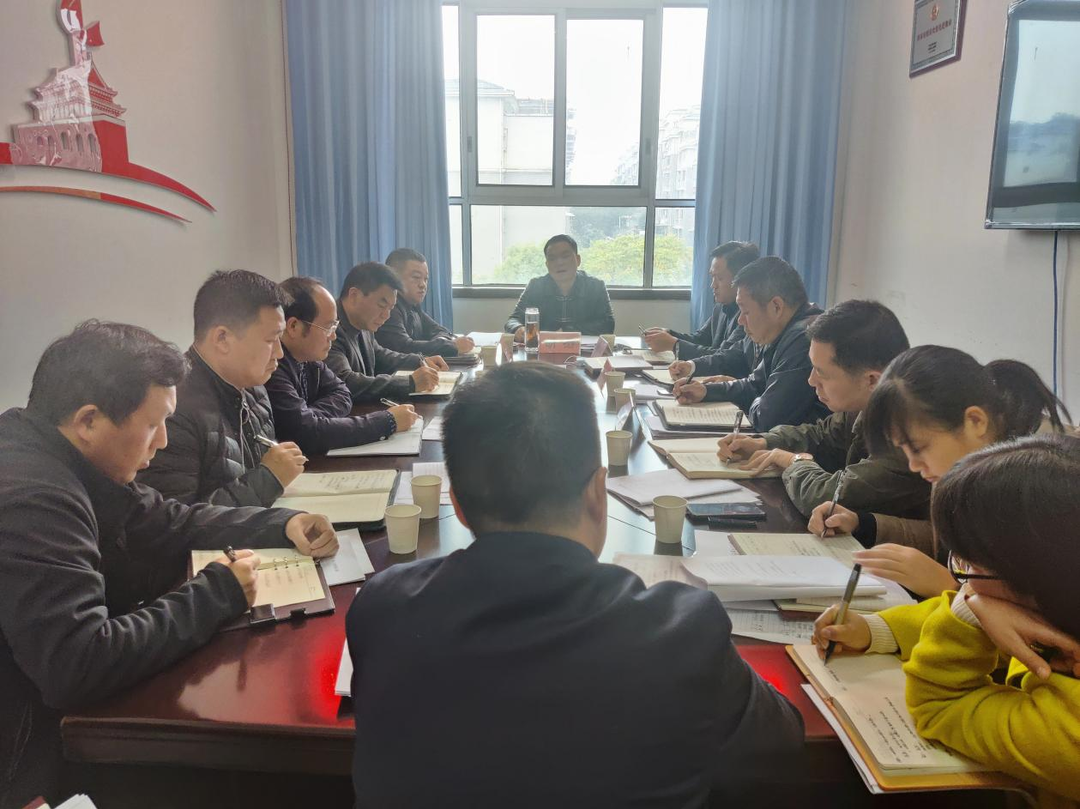胡杰调研指导县发改工作