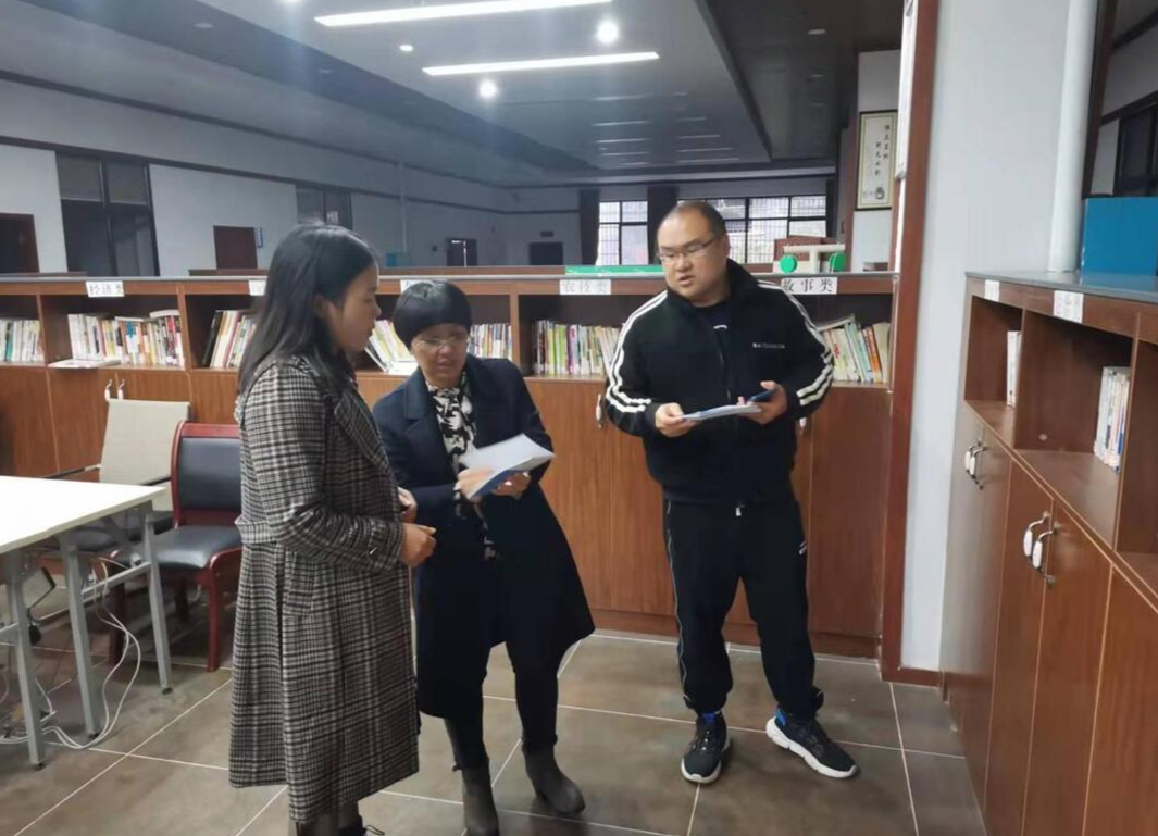 中方县司法局指导“全省民主法治示范村”创建工作