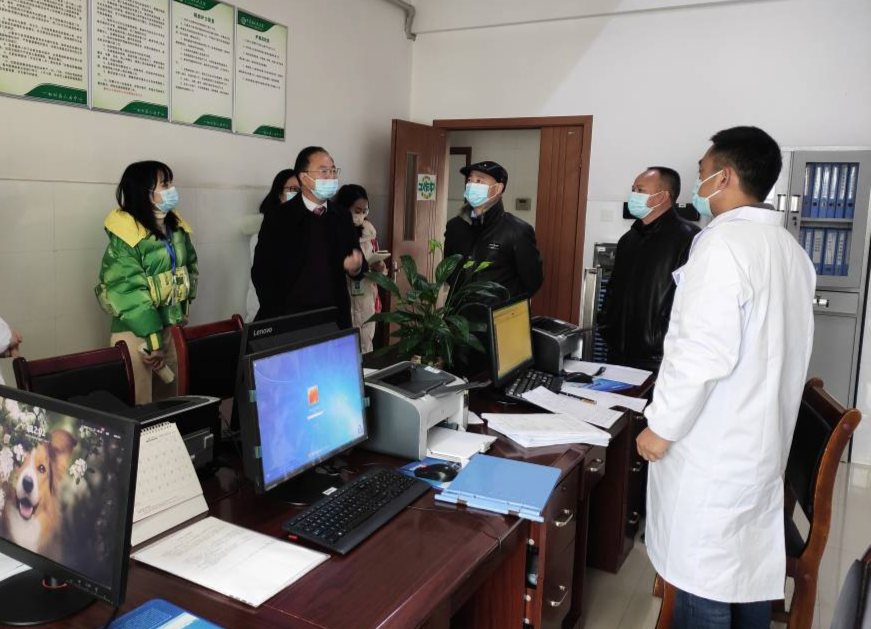 县人民医院：学习贯彻落实省第十二次党代会精神 为民办实事
