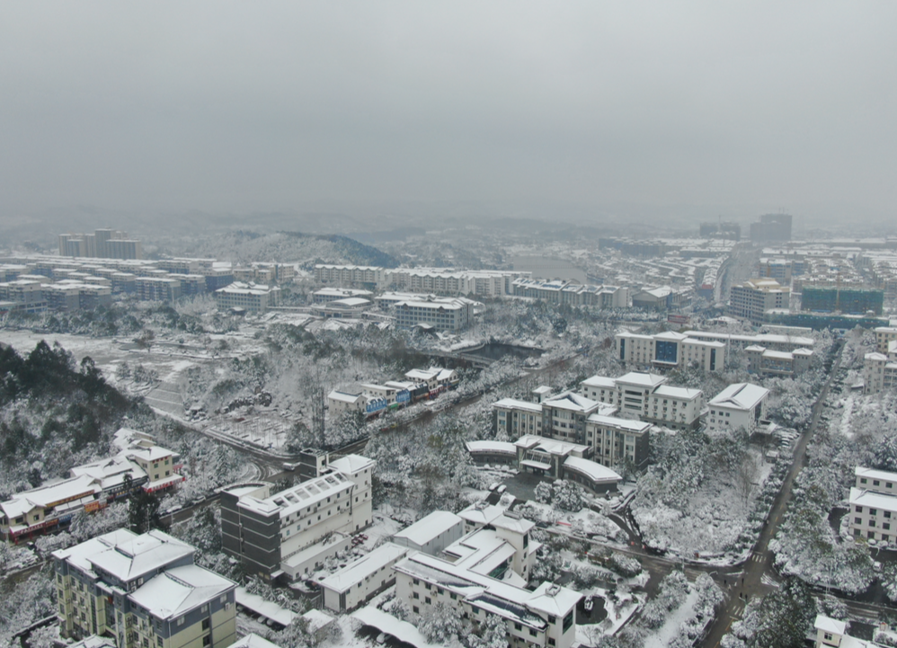 图集|中方：小城雪景惹人醉