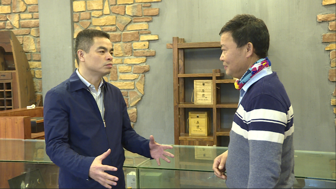 市委副书记、市委政法委书记王建球到中方县调研工作