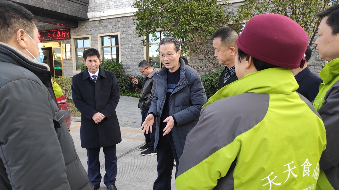 省乡村振兴局廖红兵一行调研中方产业振兴工作