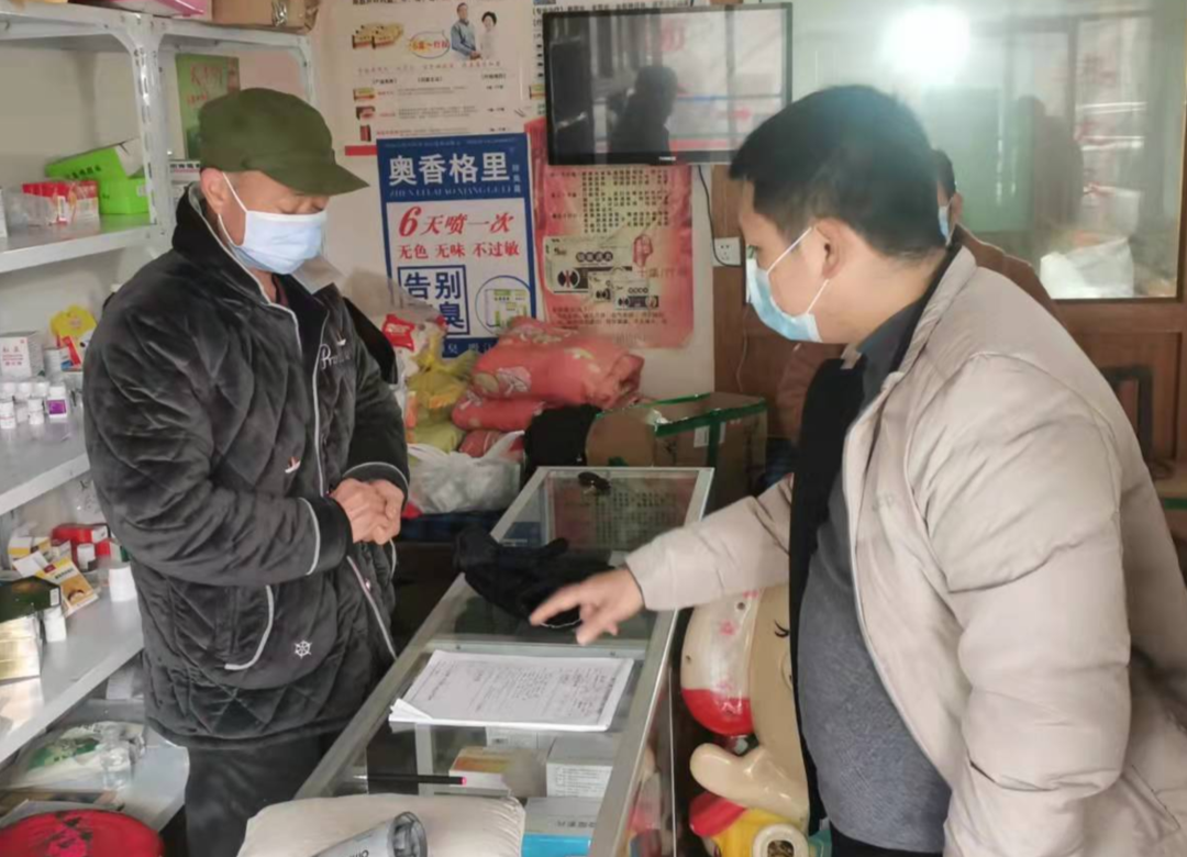 袁家镇：坚持疫情防控不放松 切实筑牢疫情防控屏障