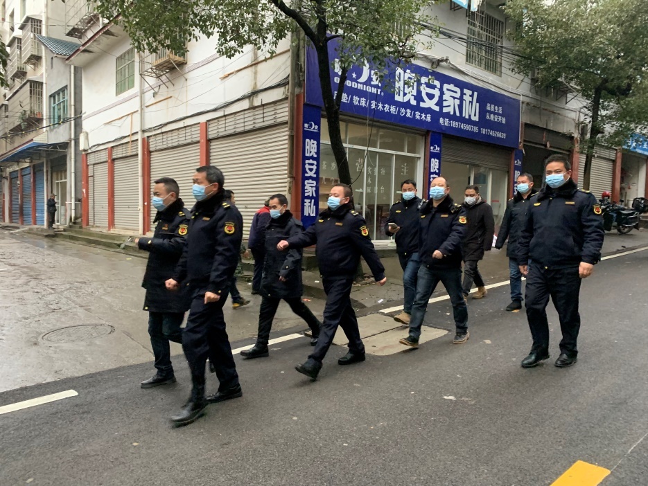 冰雪新春在一线|铜湾镇多措并举保平安 抗击冰雪迎佳节