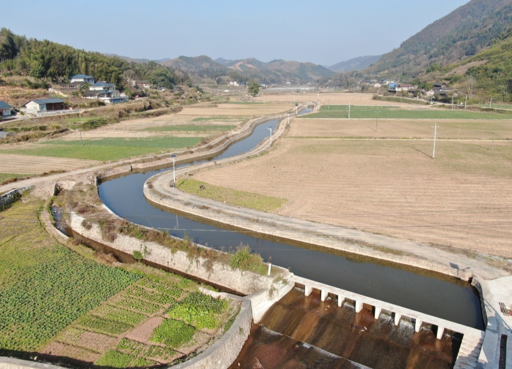 图集|中方：高标准农田建设扮靓美丽乡村