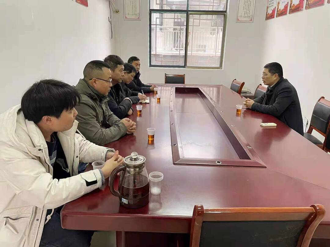 县委办：新春走访慰问 共话虎年发展大计
