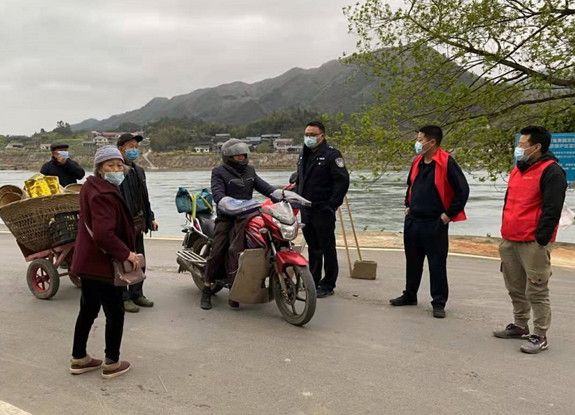 铜湾镇：党建引领 筑牢坚不可摧“防疫墙”