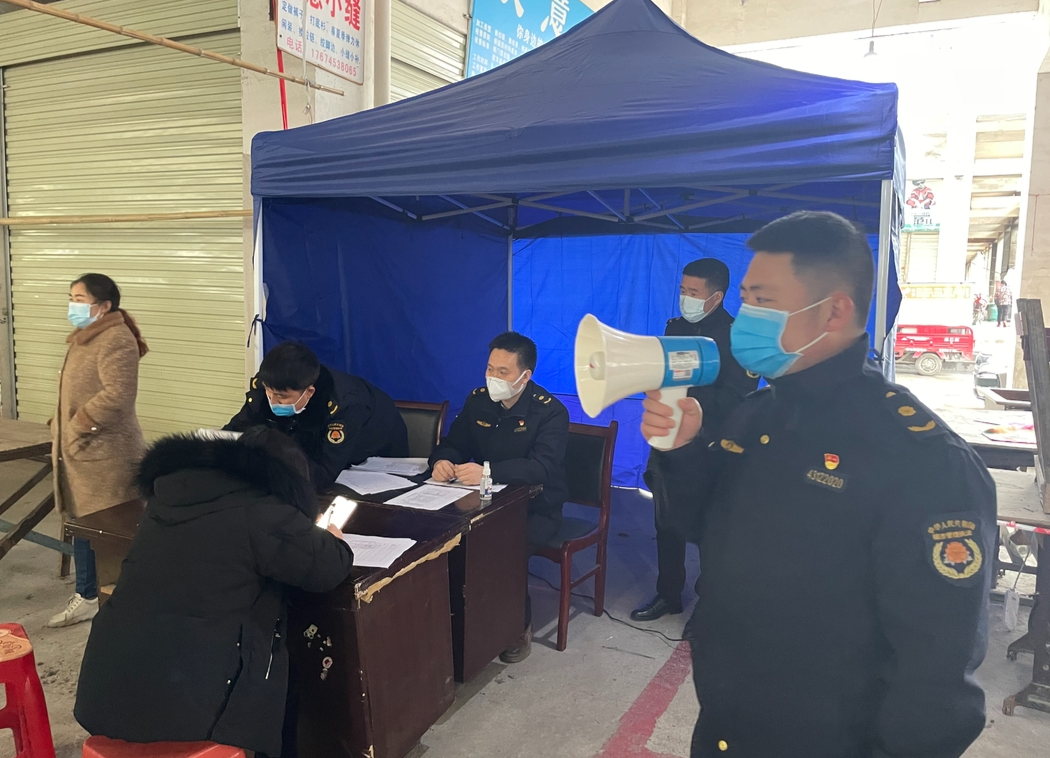 县城管执法局：全力以赴打赢疫情防控阻击战