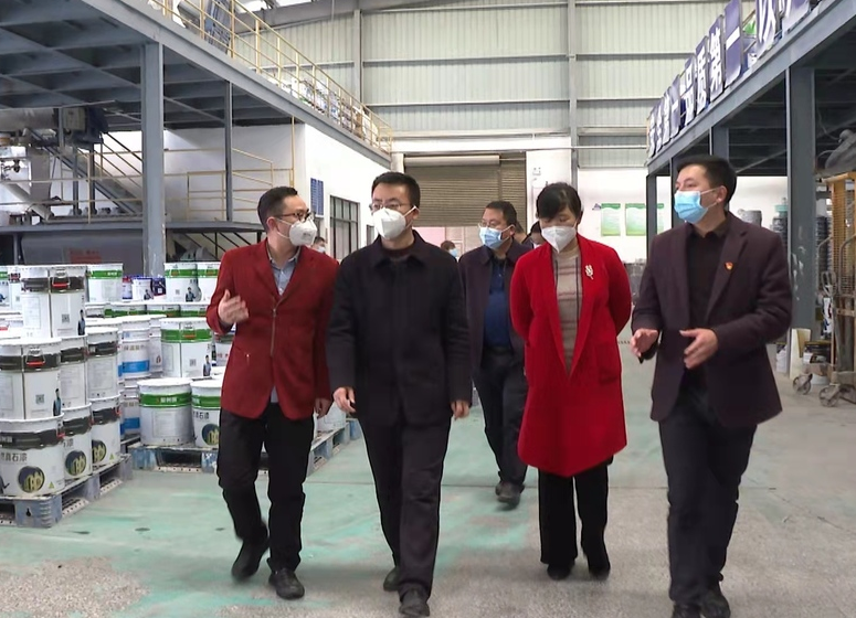 张家铣深入县产业开发区调研企业疫情防控和复工复产工作