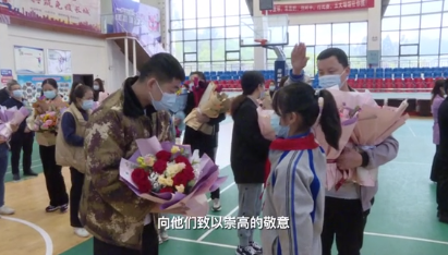 中方：热烈欢迎负重逆行的援鹤医务人员凯旋