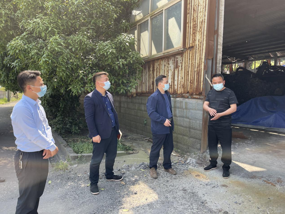 蔡迪文到花桥镇督查安全生产工作