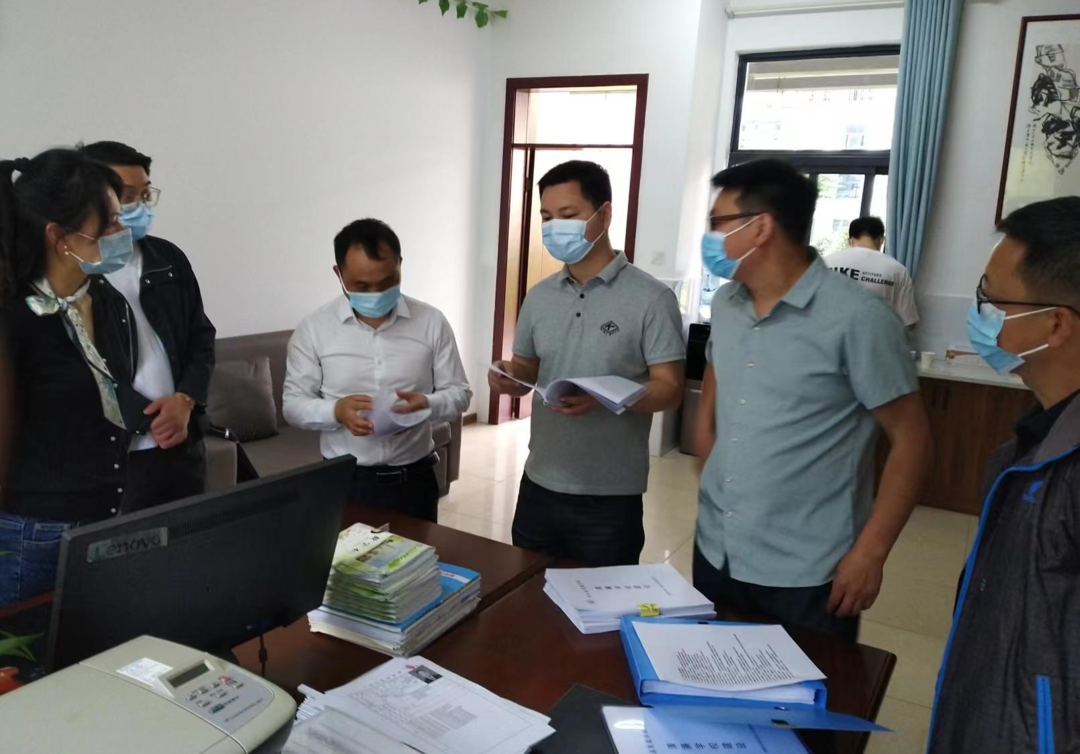 中方县纪委监委、教育局督导该县芙蓉学校清廉学校创建工作
