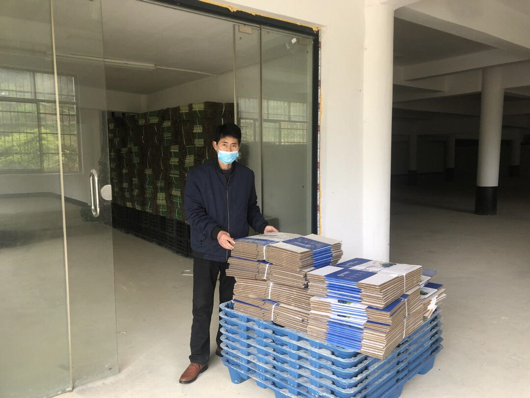 县商科工信局：免费发放“中味方好”区域公共品牌农产品包装箱
