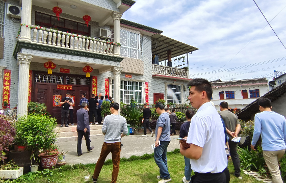 铜湾镇：考察学习 共话美丽新乡村