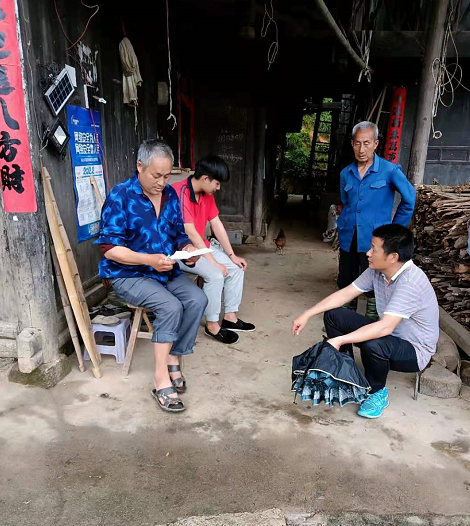 新路河镇学校开展全员行动大走访