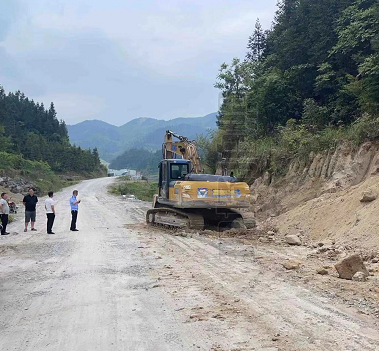 安全生产大排查大管控大整治｜铁坡镇：雷霆执法 严厉打击非法盗采矿产资源行为