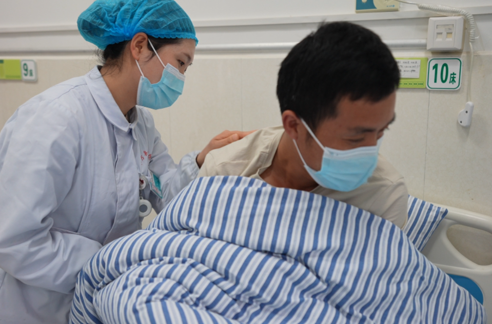 一起向未来｜汤梗：我只是个普通的护士 ——致两次“逆行”的最美护士