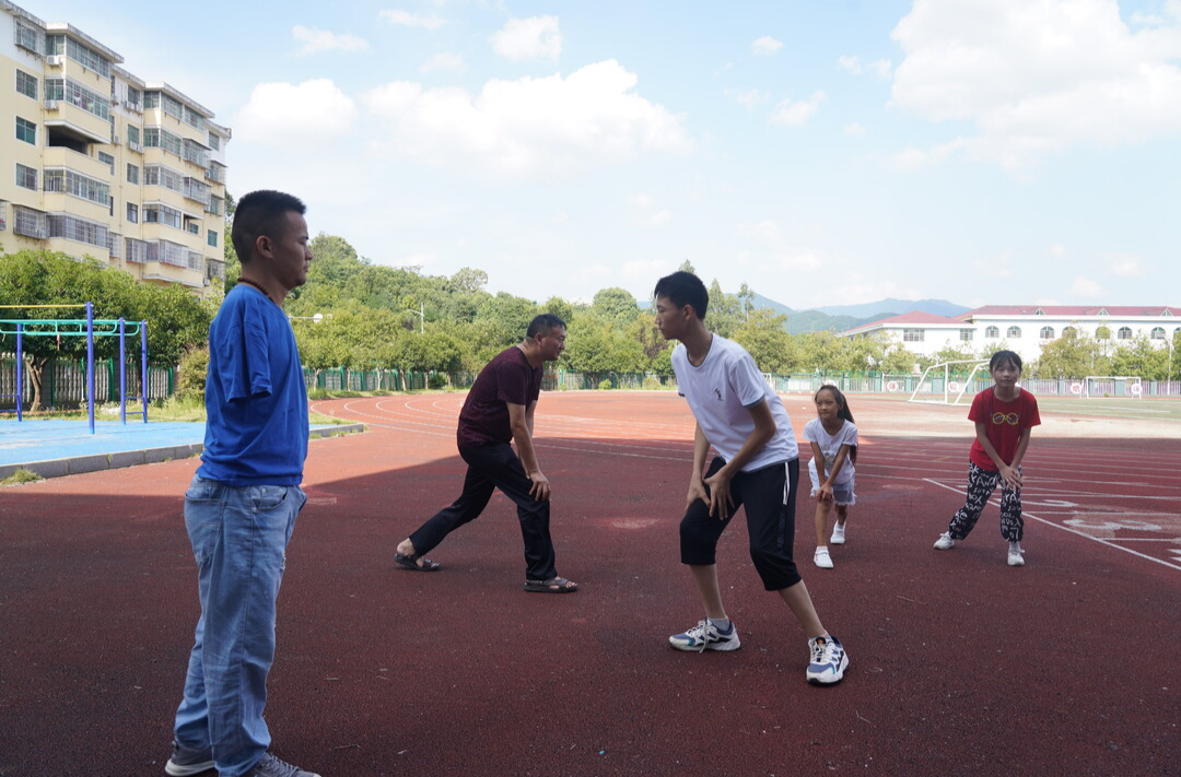 中方县积极筹备市第三届残运会