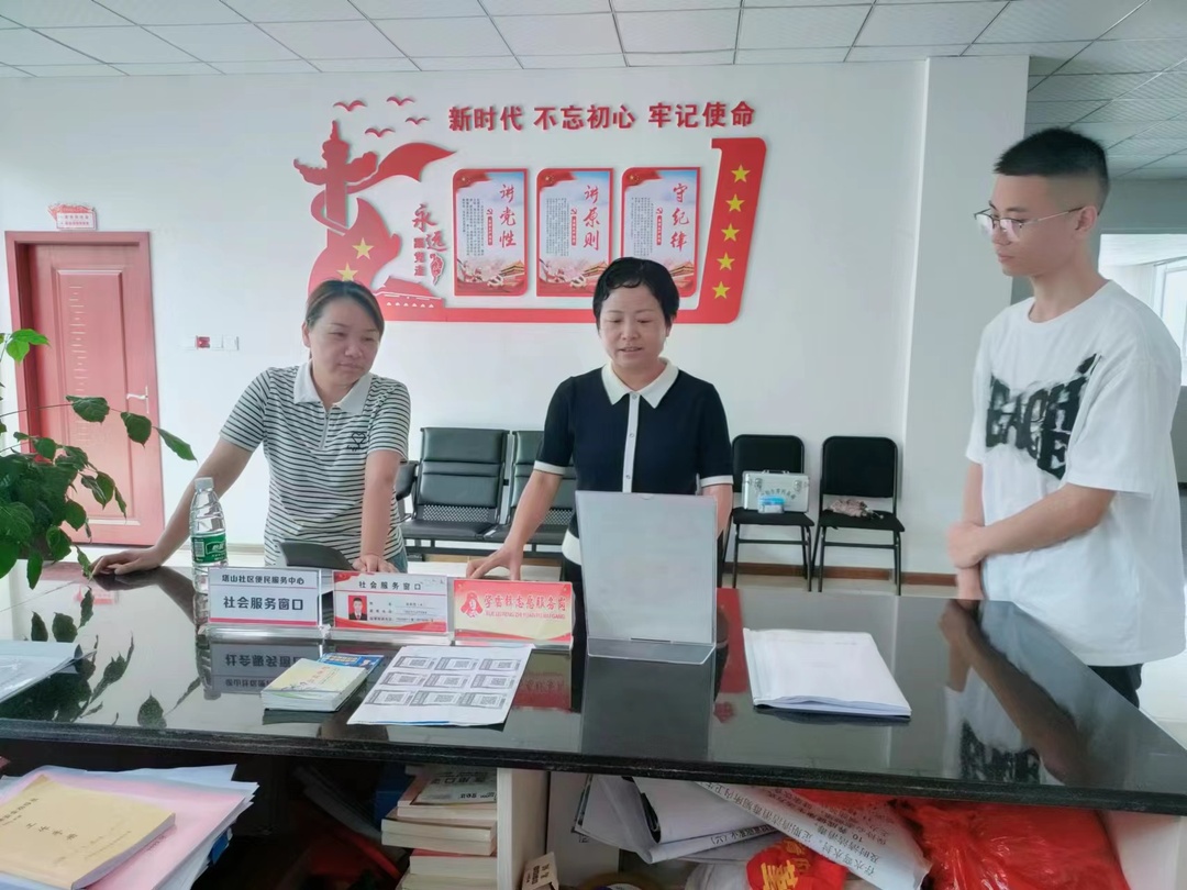 石径霞调研督导全国文明城市创建工作