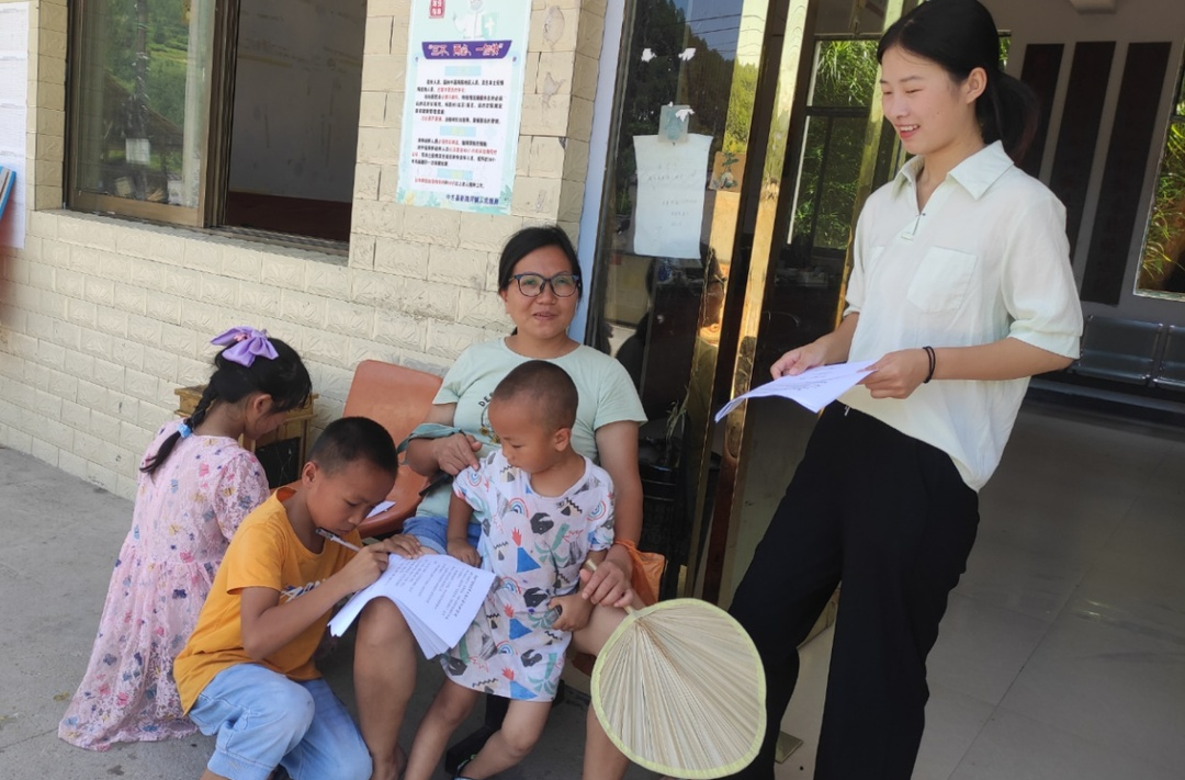 新路河镇黄龙坪村：守住安全底线 筑牢安全防线