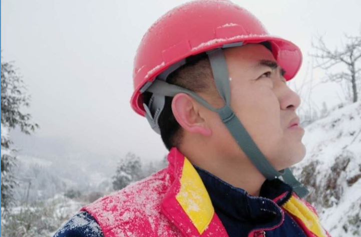 喜迎二十大·永远跟党走|郝学国：坚守大山的电力人 事实孤儿的暖心人