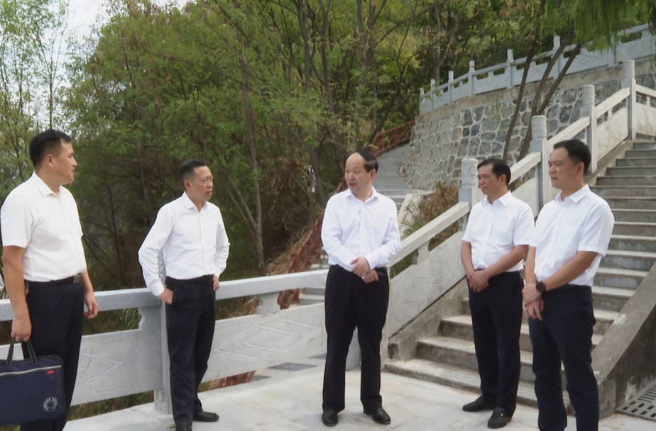 唐勇一行到中方县调研退役军人工作