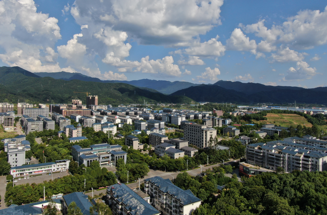 喜迎二十大·非凡的十年丨中方县：十年淬炼“绣花功” 人民城市愈锦绣