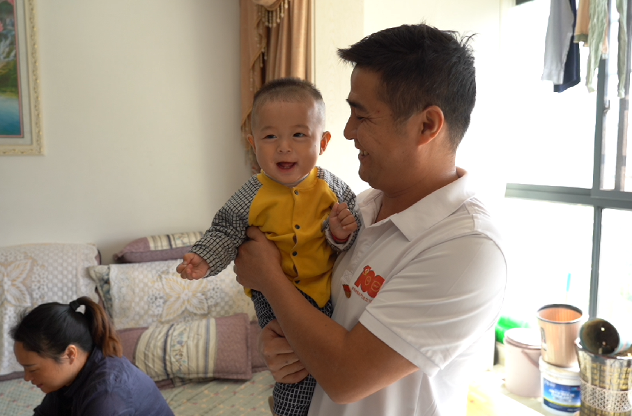 二十大时光|搬迁户杨友良：易地搬迁“搬”出幸福生活