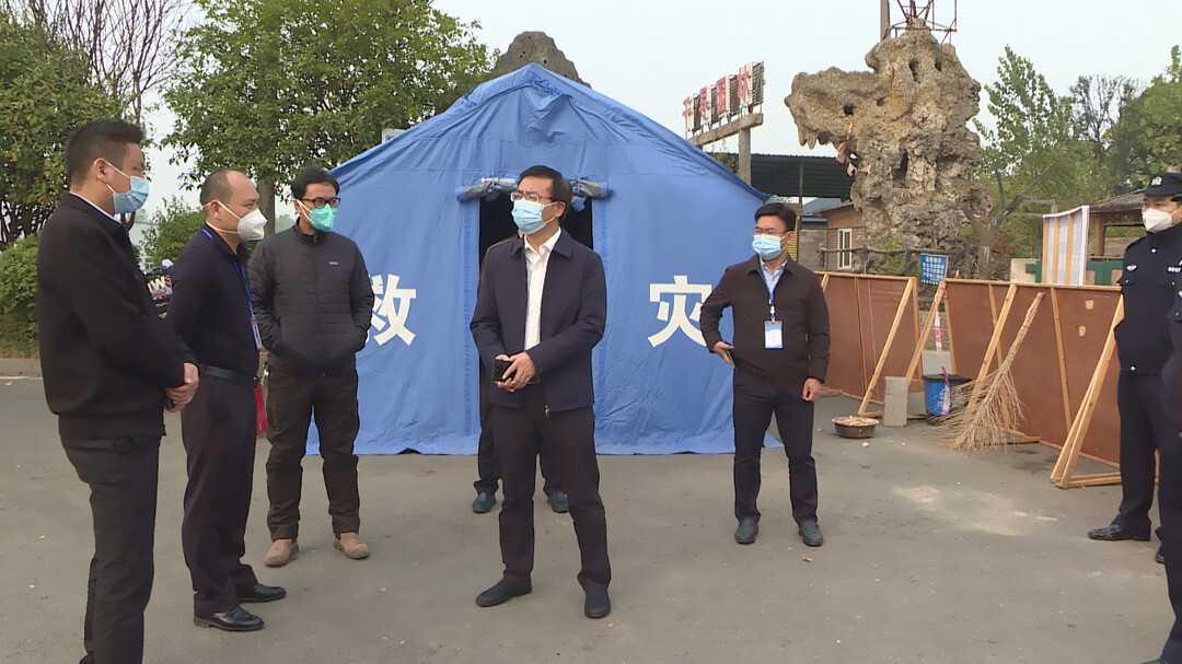 张家铣督导检查交通服务点疫情防控工作