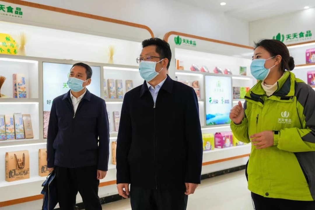 贺遵庆在中方县调研清廉建设等工作时强调：担当新使命 奋进新征程 推动党的二十大精神落地见效