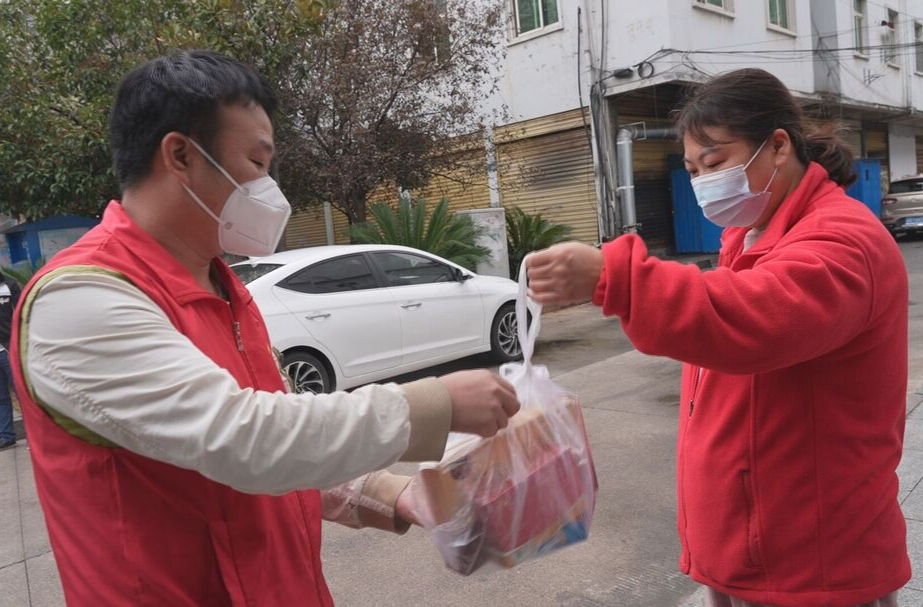 你“药”我有！中方“邻里互助 药品共享”太暖了！