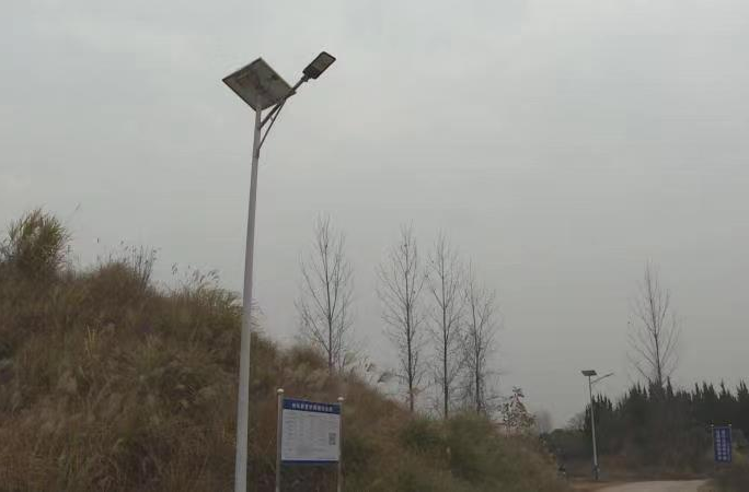 中方县顺福村：安装路灯暖民心 传递幸福照万家