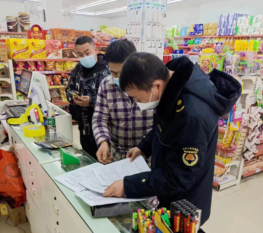 县城管执法局：持续推进常态化扫黑除恶斗争