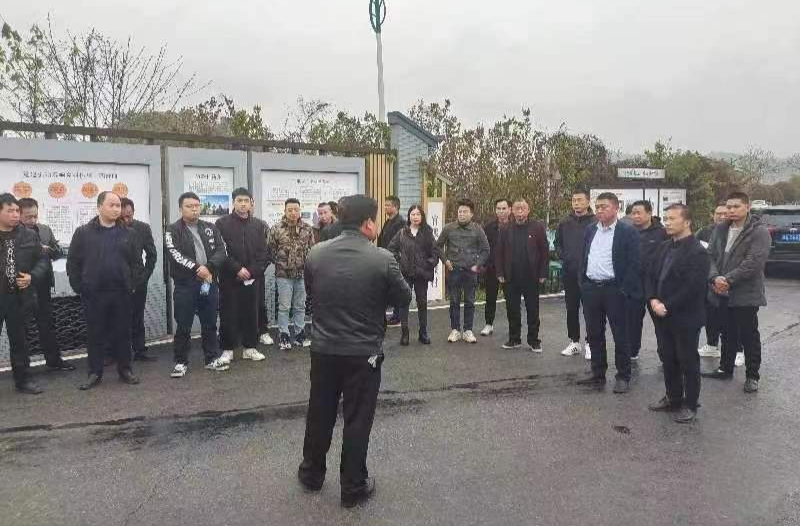 中方县铜湾镇：人大代表调研产业发展 助力乡村振兴
