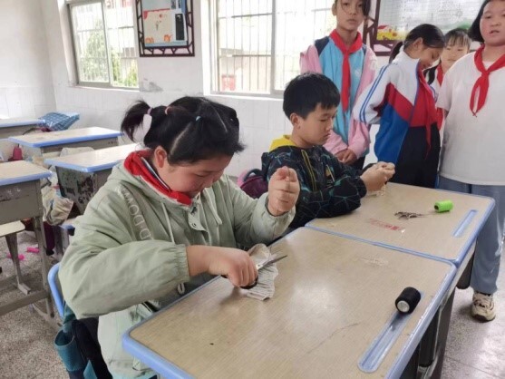 中方县花桥镇龙场学校开展劳动技能竞赛