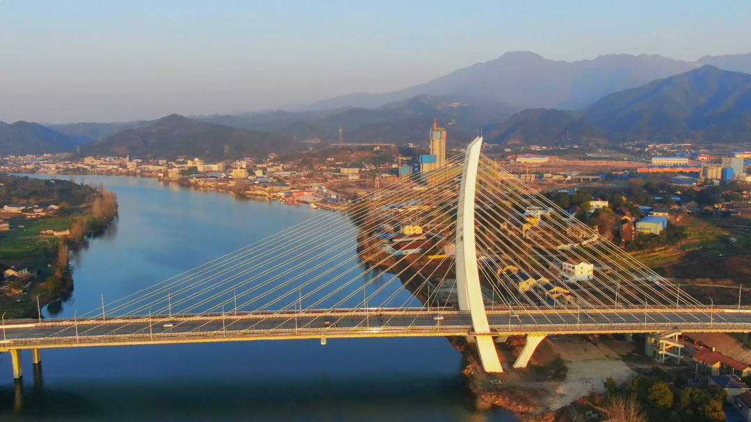 视频|用导演韦斯·安德森式美学打开中方县乡村振兴画卷