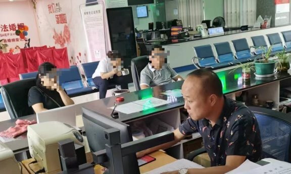 县民政局：延时服务“不打烊”便民举措暖人心