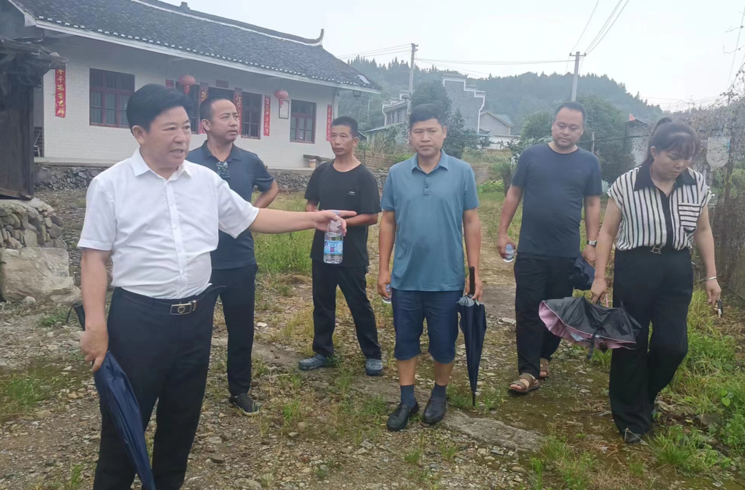 省水科所专家到中方县调研水产产业发展工作