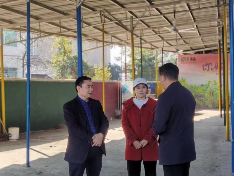 张必忠走访调研企业  帮助企业纾困解难