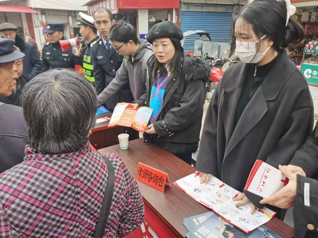 中方县政法系统“三个转变”营造浓厚氛围  推动法治化营商环境走深走实