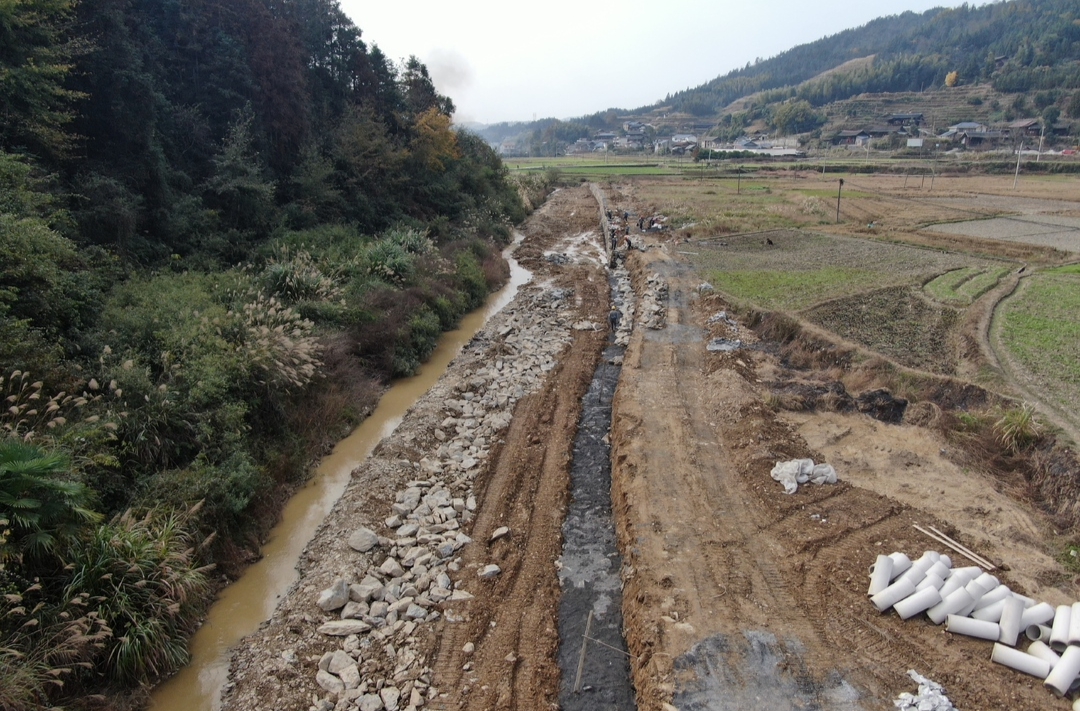 抢抓晴好天气 今年中方县1.28万亩高标准农田全面开工建设