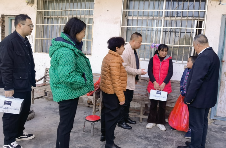 中方县财政局开展困境儿童结对帮扶活动