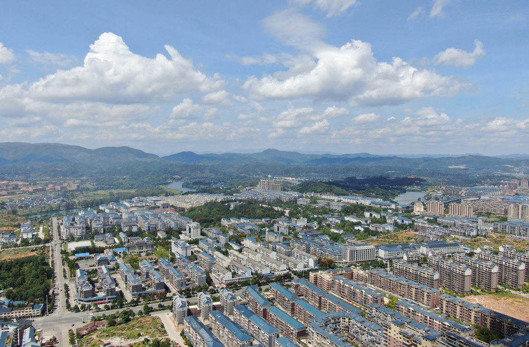 两会报道|迈步新征程 夺取新胜利——中方县人大代表热议政府工作报告